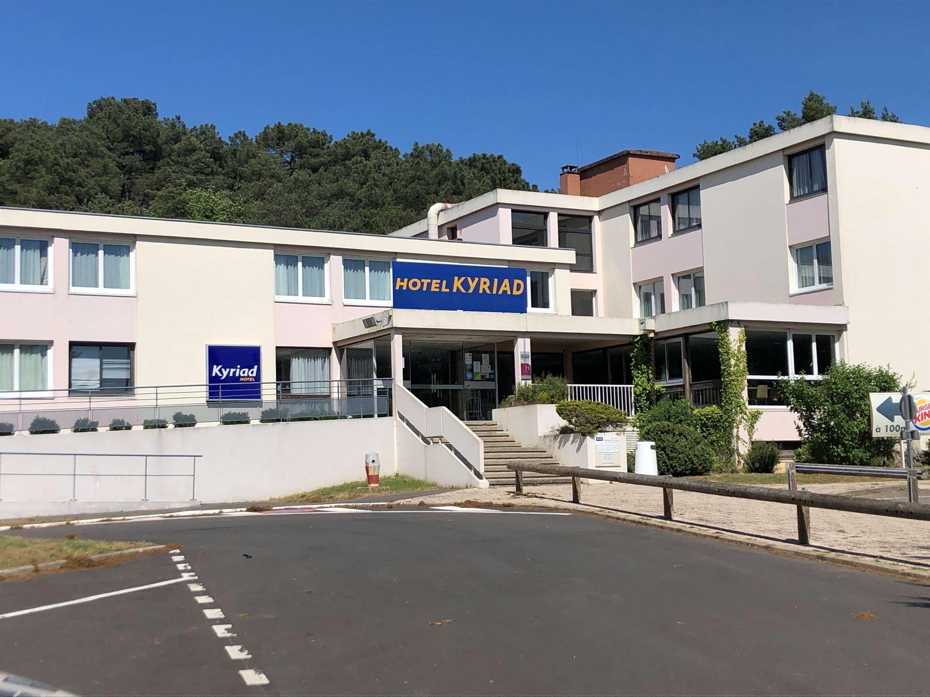 Kyriad Nemours Exterior foto